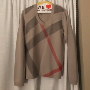 Burberry sweater Size medium